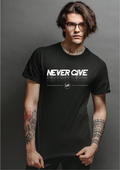🖤 Premium Unisex T-Shirt – Schwarz Never give up
